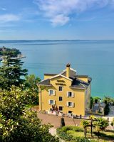 Hotels Riviera & Maximilian's