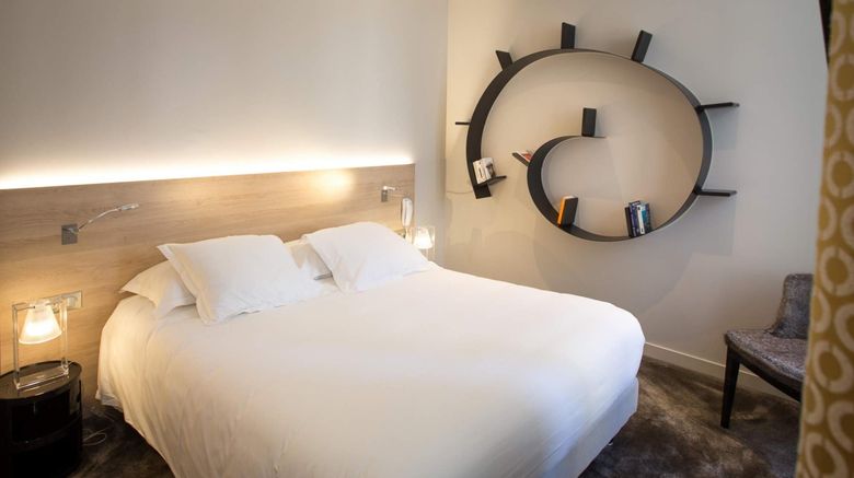 <b>Hotel de France Room</b>. Images powered by <a href="https://www.leonardoworldwide.com/" title="Leonardo Worldwide" target="_blank">Leonardo</a>.