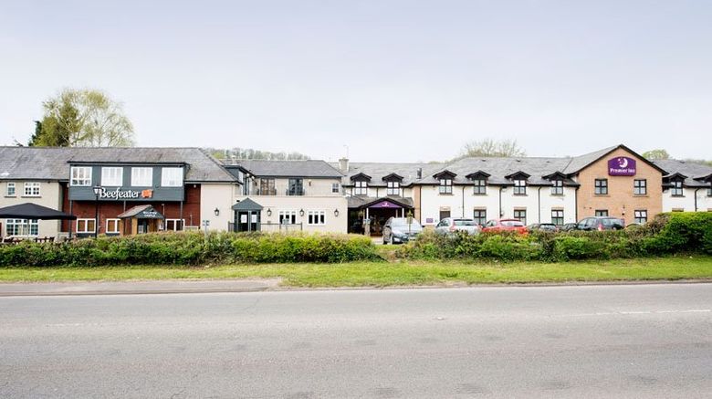 <b>Premier Inn Cardiff West Exterior</b>. Images powered by <a href="https://www.leonardoworldwide.com/" title="Leonardo Worldwide" target="_blank">Leonardo</a>.
