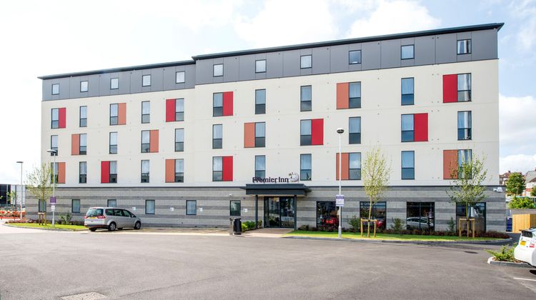 Premier Inn Gillingham Victory Pier Exterior