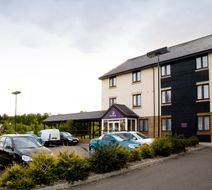Premier Inn Chelmsford (Boreham) Exterior