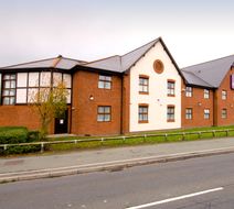 Premier Inn Chester Central (South East) Exterior