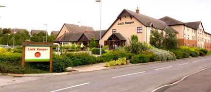 Premier Inn Chesterfield North Exterior