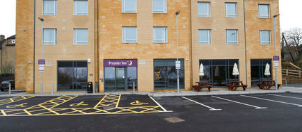 Premier Inn Chipping Norton Exterior