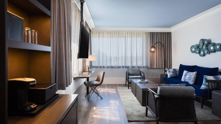 Renaissance Columbus Westerville-Polaris Suite