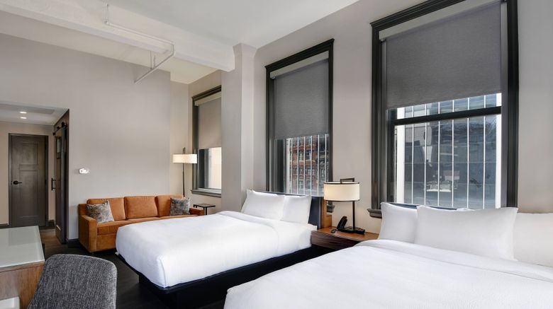 <b>Courtyard Cincinnati Downtown Room</b>. Images powered by <a href="https://www.leonardoworldwide.com/" title="Leonardo Worldwide" target="_blank">Leonardo</a>.
