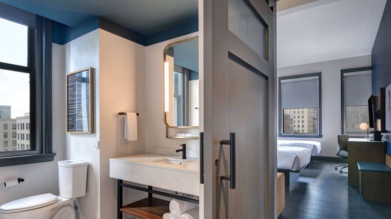 <b>Courtyard Cincinnati Downtown Room</b>. Images powered by <a href="https://www.leonardoworldwide.com/" title="Leonardo Worldwide" target="_blank">Leonardo</a>.