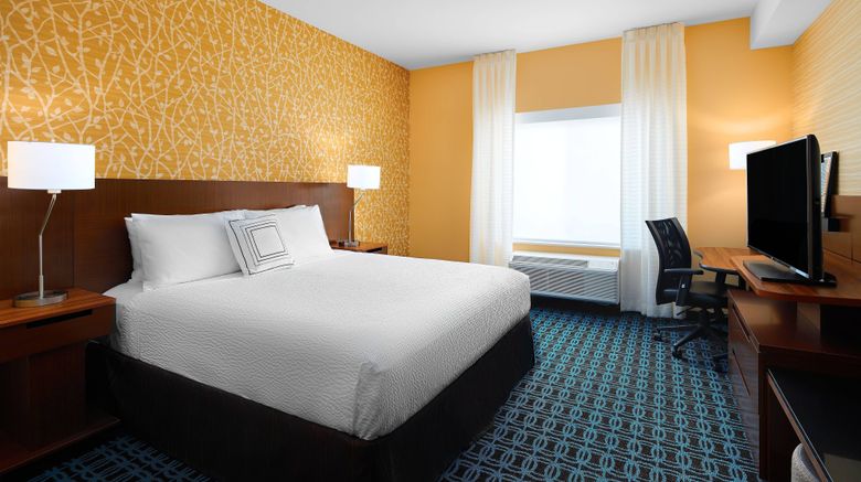 <b>Fairfield Inn Fresno Yosemite Airport Room</b>. Images powered by <a href="https://www.leonardoworldwide.com/" title="Leonardo Worldwide" target="_blank">Leonardo</a>.