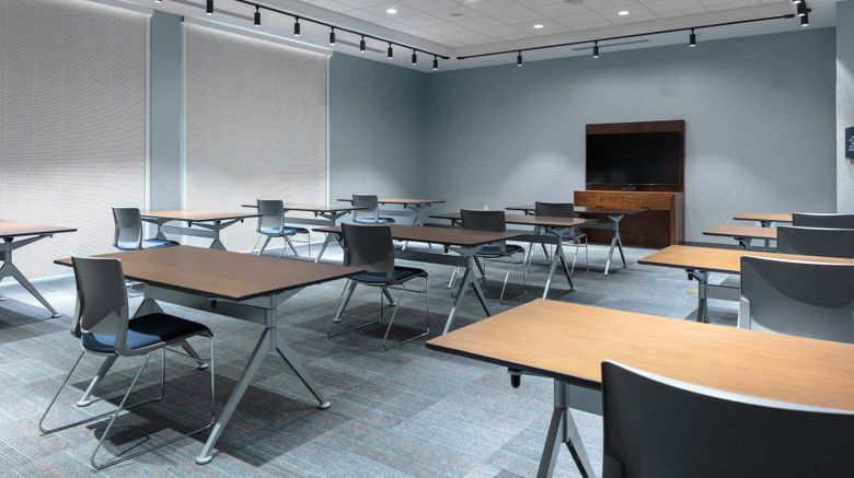 <b>Aloft Orlando Lake Buena Vista Meeting</b>. Images powered by <a href="https://www.leonardoworldwide.com/" title="Leonardo Worldwide" target="_blank">Leonardo</a>.