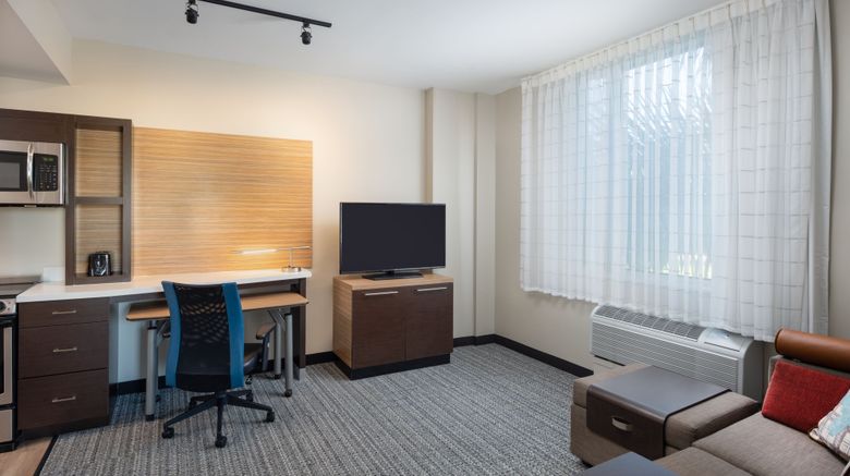 <b>TownePlace Suites Miami Kendall West Suite</b>. Images powered by <a href="https://www.leonardoworldwide.com/" title="Leonardo Worldwide" target="_blank">Leonardo</a>.