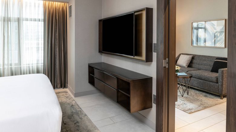 <b>The Row Hotel, Autograph Collection Suite</b>. Images powered by <a href="https://www.leonardoworldwide.com/" title="Leonardo Worldwide" target="_blank">Leonardo</a>.