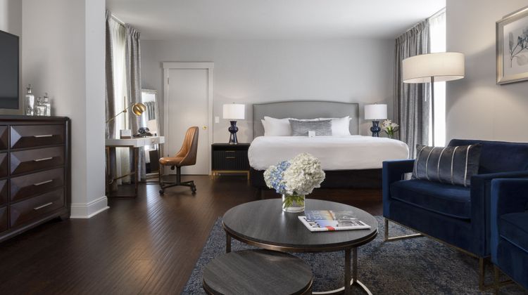 Seven Gables Inn, Tribute Portfolio Room