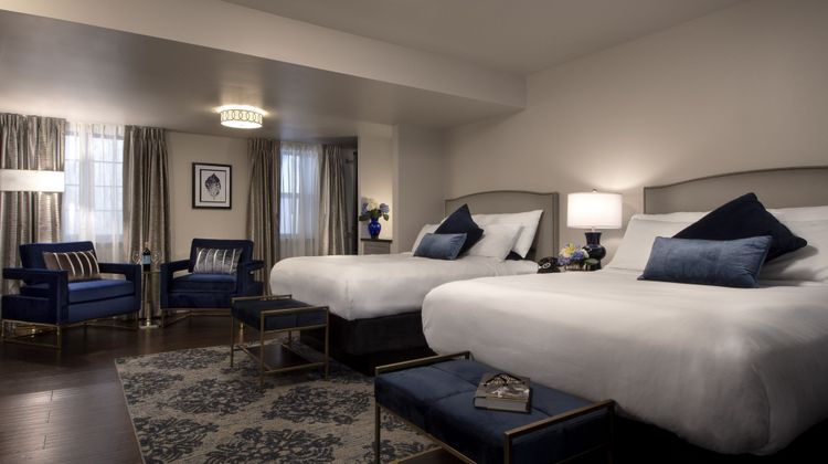 Seven Gables Inn, Tribute Portfolio Room
