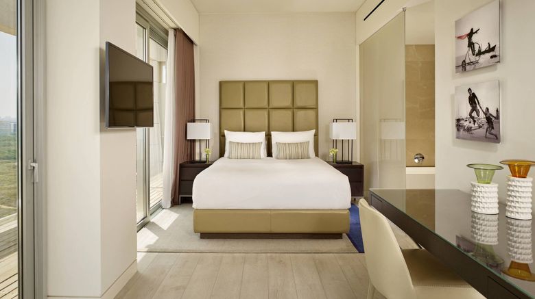 <b>The Ritz-Carlton, Herzliya Suite</b>. Images powered by <a href="https://www.leonardoworldwide.com/" title="Leonardo Worldwide" target="_blank">Leonardo</a>.