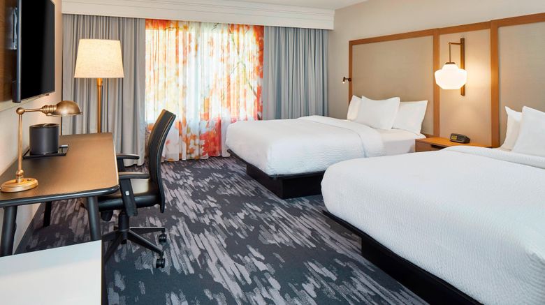<b>Fairfield Inn & Suites Albany Airport Room</b>. Images powered by <a href="https://www.leonardoworldwide.com/" title="Leonardo Worldwide" target="_blank">Leonardo</a>.