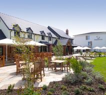Premier Inn Corby Exterior
