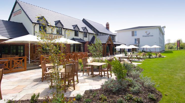 Premier Inn Corby Exterior