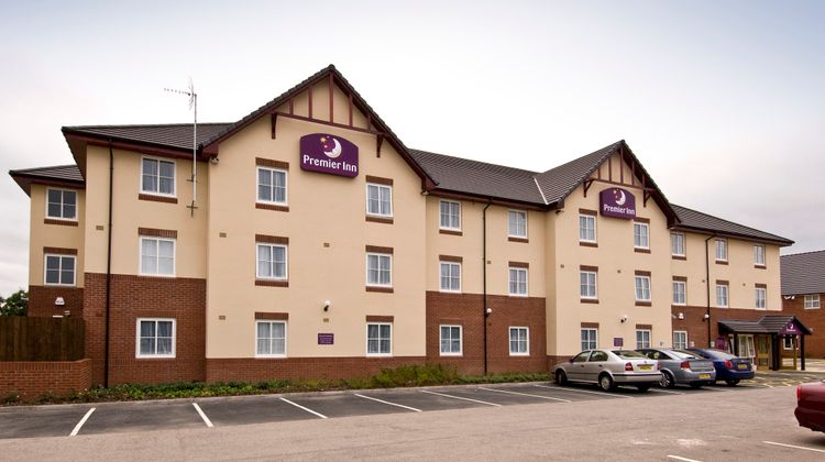 Premier Inn Coventry East (M6 J2) Exterior