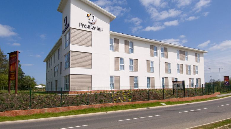 <b>Premier Inn Corby Exterior</b>. Images powered by <a href="https://www.leonardoworldwide.com/" title="Leonardo Worldwide" target="_blank">Leonardo</a>.