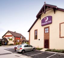 Premier Inn Crewe Central Exterior