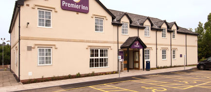 Premier Inn Cwmbran Exterior