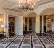Four Seasons Hotel Hampshire Lobby