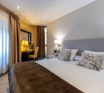 Hotel Monasterio Benedictino Room