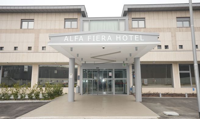 Alfa Fiera Hotel Exterior