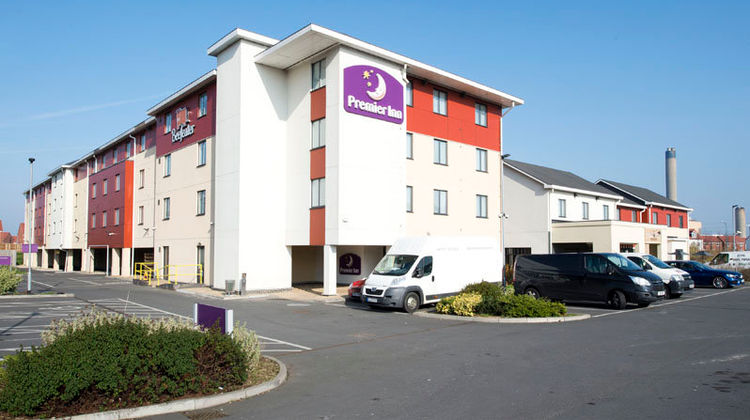 Premier Inn Dartford Exterior