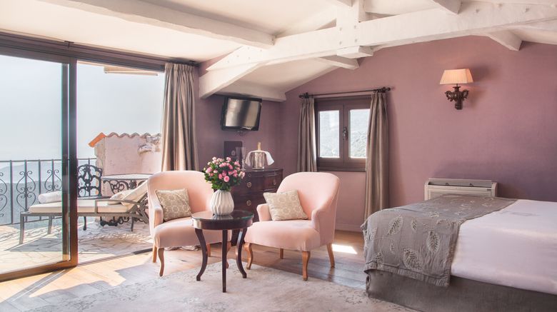 <b>Le Chateau Eza Suite</b>. Images powered by <a href="https://www.leonardoworldwide.com/" title="Leonardo Worldwide" target="_blank">Leonardo</a>.