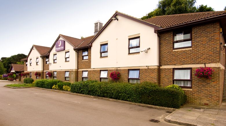 <b>Premier Inn Dover East Exterior</b>. Images powered by <a href="https://www.leonardoworldwide.com/" title="Leonardo Worldwide" target="_blank">Leonardo</a>.