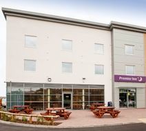 Premier Inn Dudley Town Centre Exterior