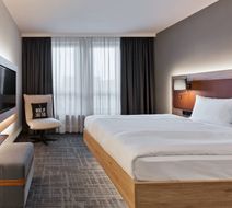 MOXY Berlin Humboldthain Park Room
