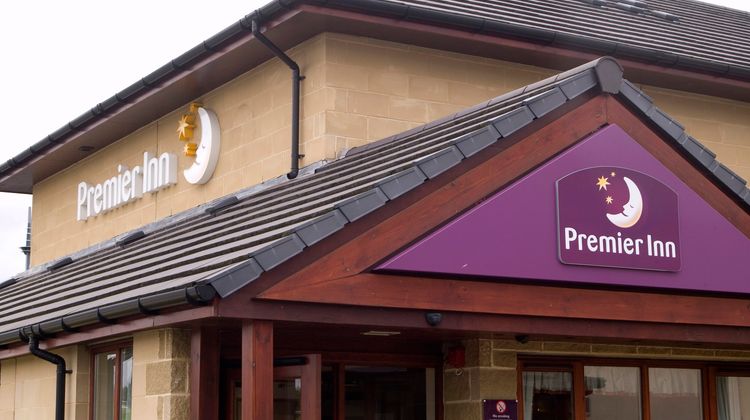 Premier Inn Dunfermline Exterior