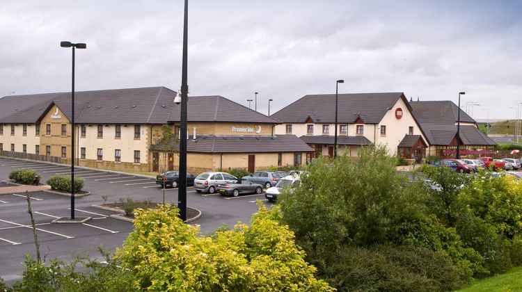 Premier Inn Dunfermline Exterior