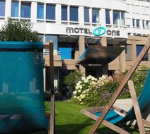 Motel One Muenchen Campus Exterior