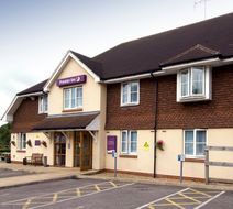 Premier Inn East Grinstead Exterior