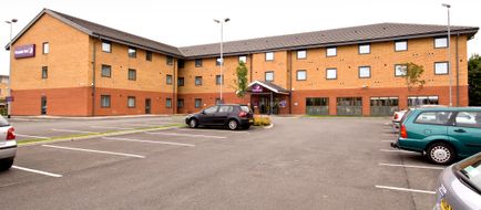 Premier Inn East Midlands Airport Exterior