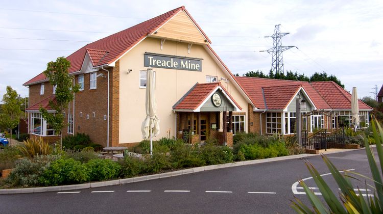 Premier Inn Eastbourne (Polegate) Exterior