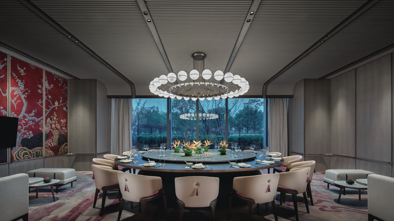 <b>Crowne Plaza Binjiang Restaurant</b>. Images powered by <a href="https://www.leonardoworldwide.com/" title="Leonardo Worldwide" target="_blank">Leonardo</a>.