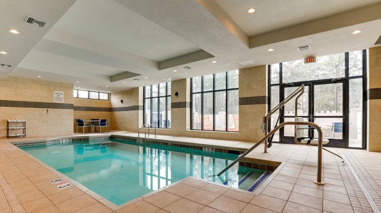 Holiday Inn Mobile - Airport Pool