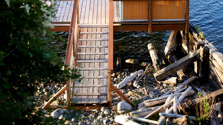 <b>Captain Whidbey Exterior</b>. Images powered by <a href="https://www.leonardoworldwide.com/" title="Leonardo Worldwide" target="_blank">Leonardo</a>.