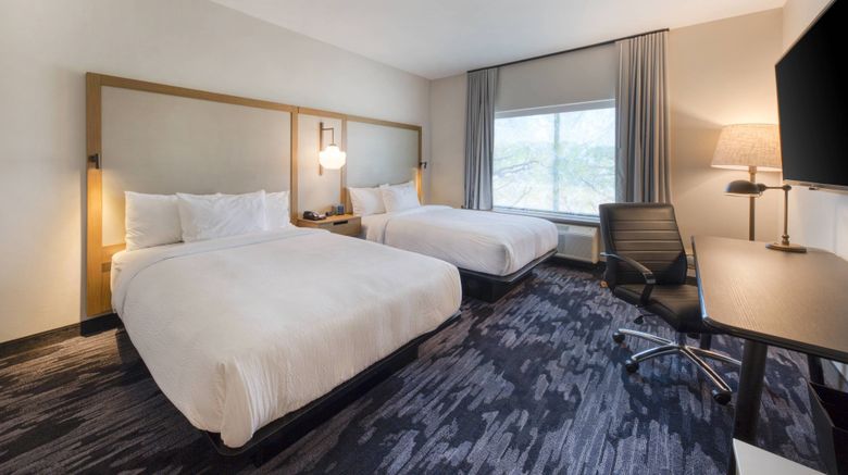 <b>Fairfield Inn & Suites Charlotte Belmont Room</b>. Images powered by <a href="https://www.leonardoworldwide.com/" title="Leonardo Worldwide" target="_blank">Leonardo</a>.
