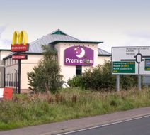 Premier Inn Edinburgh (S. Queensferry) Exterior