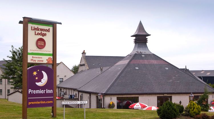 Premier Inn Elgin Exterior