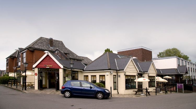 Premier Inn Epsom South Exterior