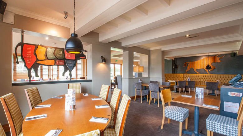 <b>Premier Inn Evesham Restaurant</b>. Images powered by <a href="https://www.leonardoworldwide.com/" title="Leonardo Worldwide" target="_blank">Leonardo</a>.