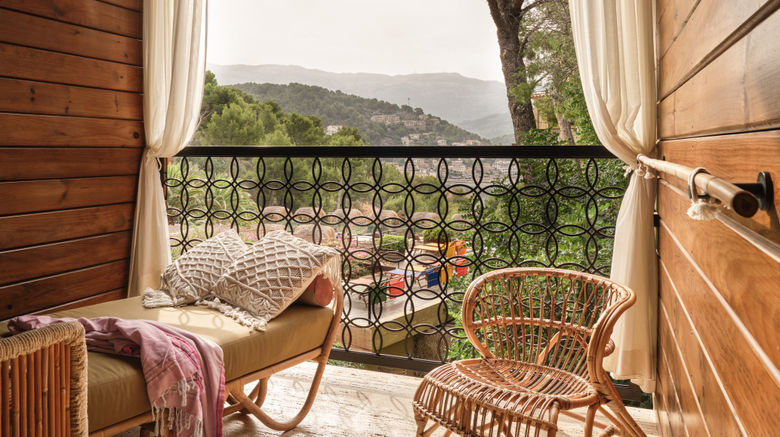 <b>Porto Soller Apartments Suite</b>. Images powered by <a href="https://www.leonardoworldwide.com/" title="Leonardo Worldwide" target="_blank">Leonardo</a>.