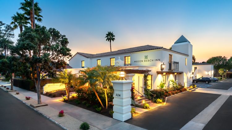 Mason Beach Inn Beach