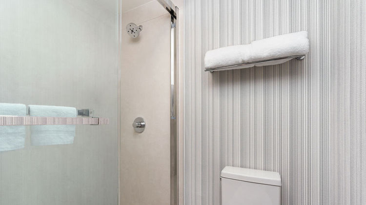 Mason Beach Inn Room